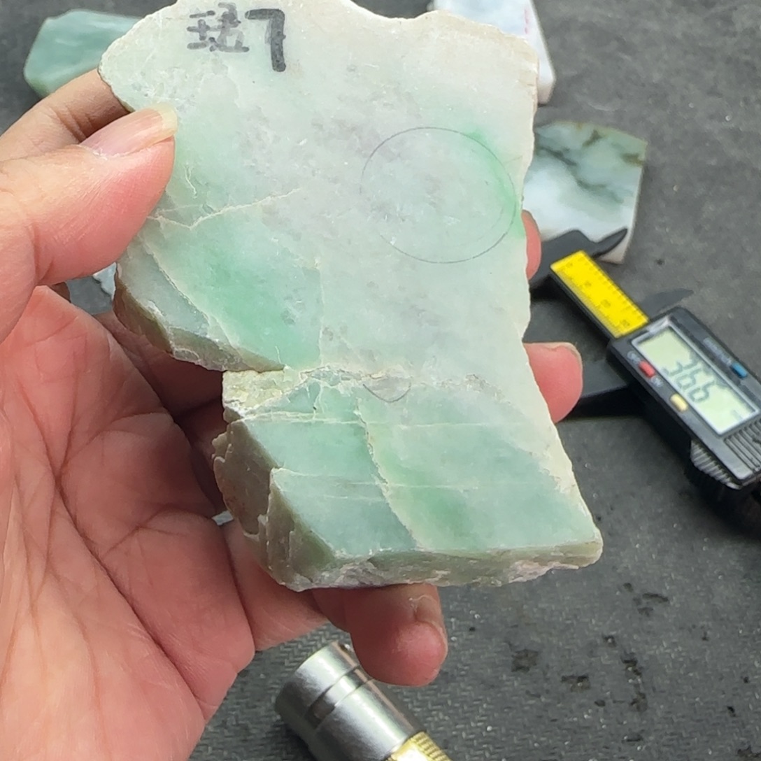 翡翠散珠翡翠定制