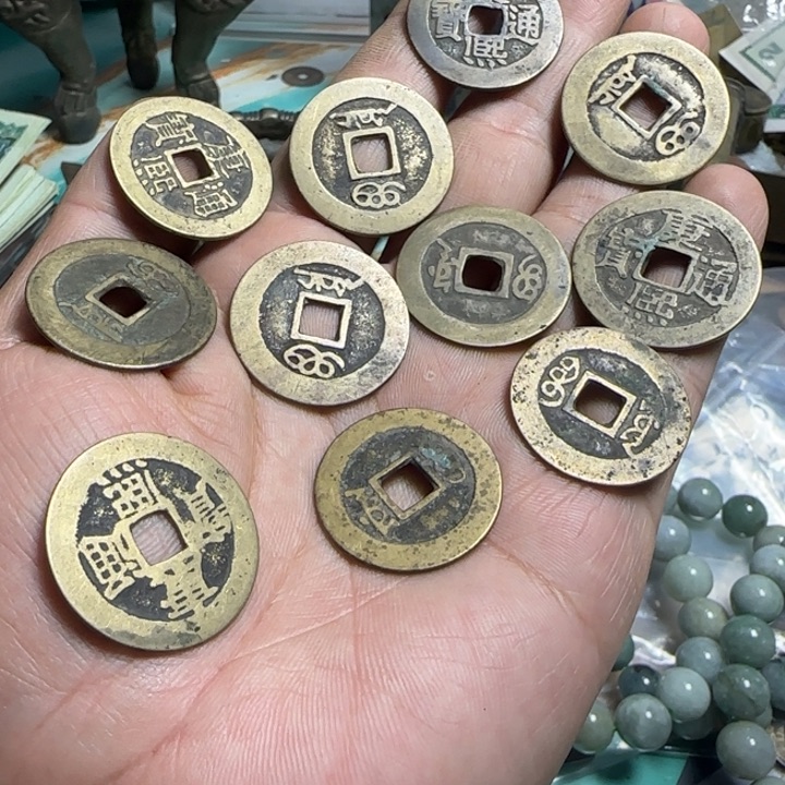 ****）铜铁合金类废旧金属制品