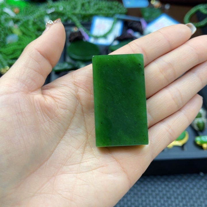 【闪购商品】和田玉（碧玉）颈饰未镶嵌