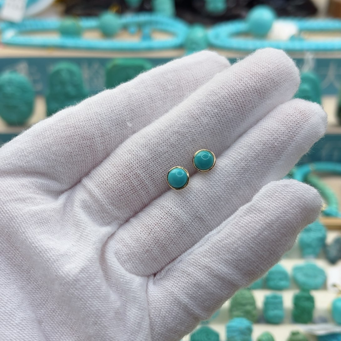 绿松石配饰18K金镶嵌