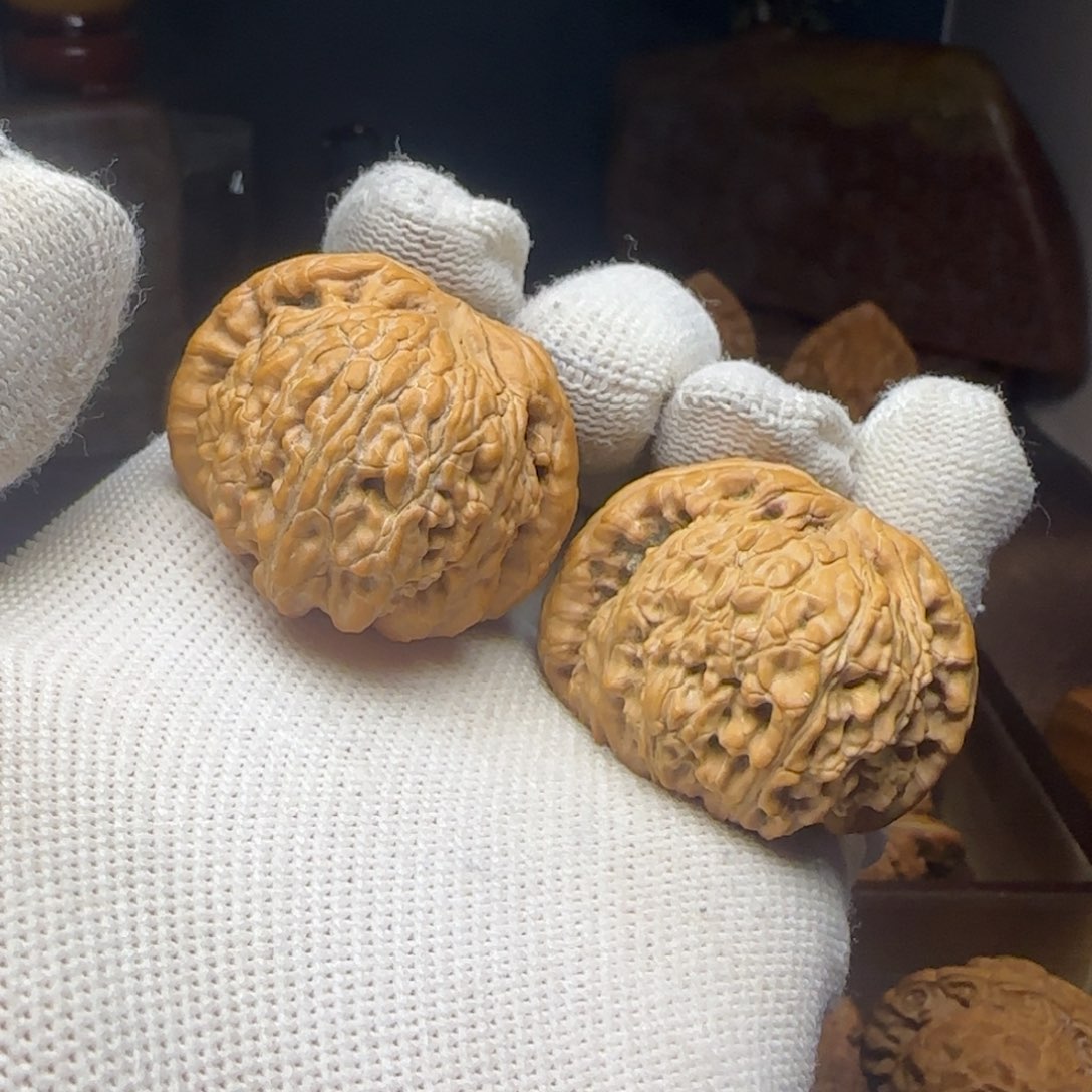 把件桃核球白（全品）