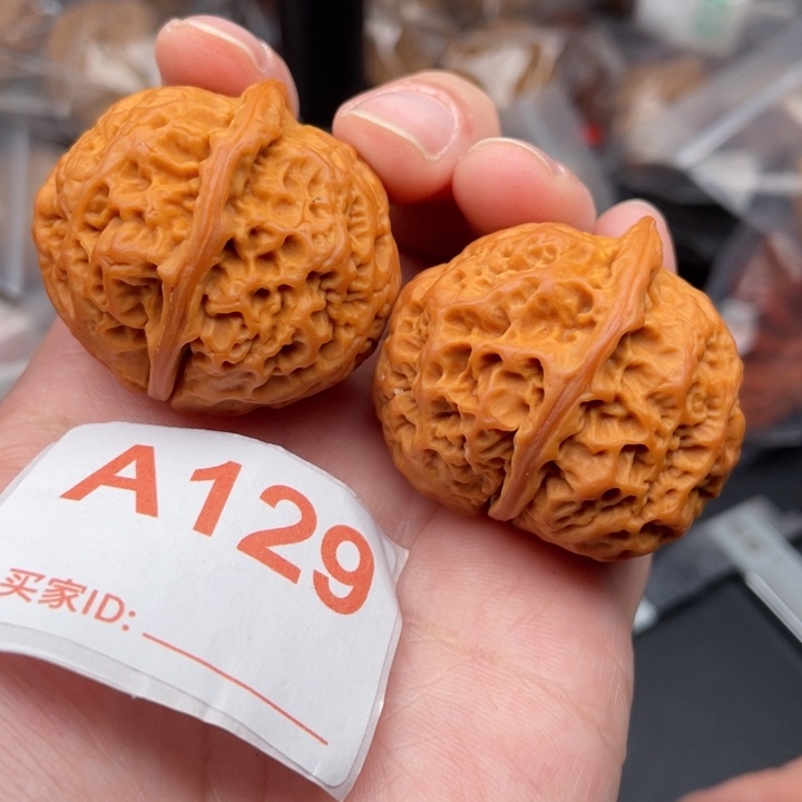 文玩核桃吊坠核桃