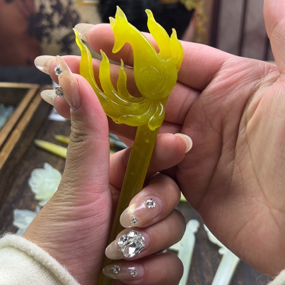 蛇纹石玉发簪未镶嵌