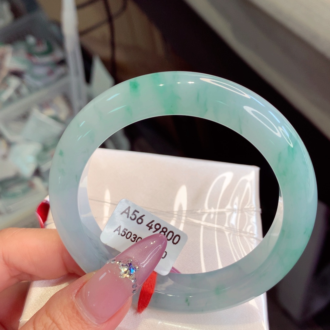 翡翠手镯未镶嵌泥鳅背7号66