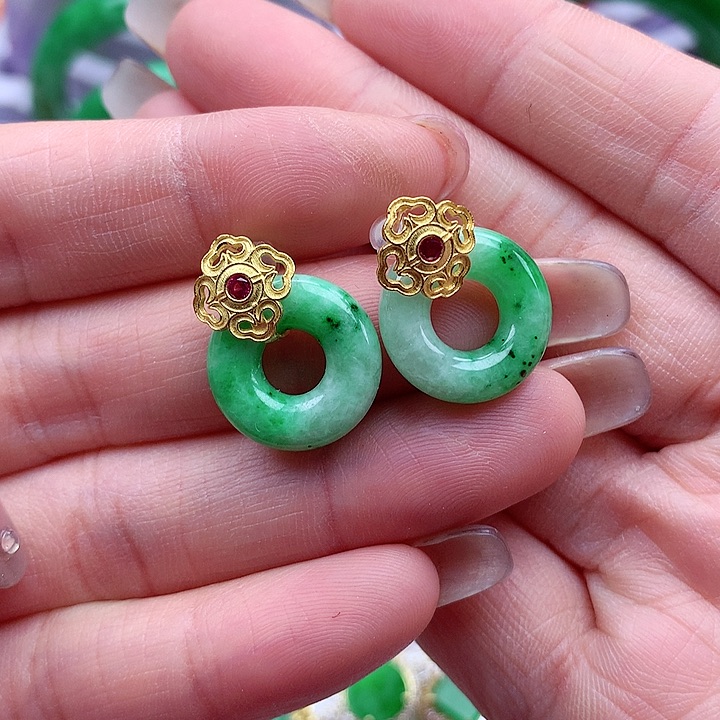 翡翠颈饰银S925镶嵌翡翠