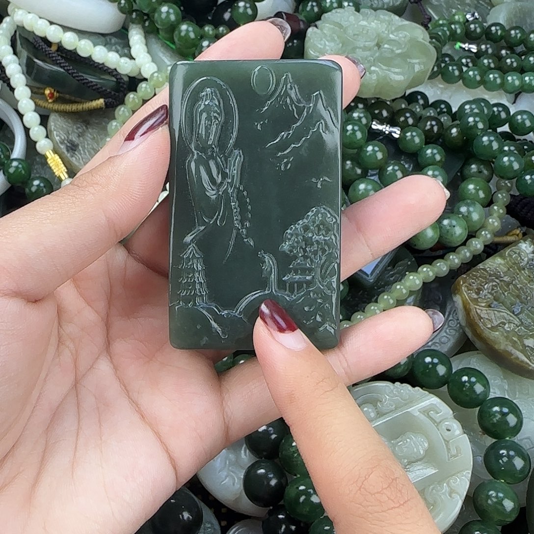 和田玉未镶嵌颈饰