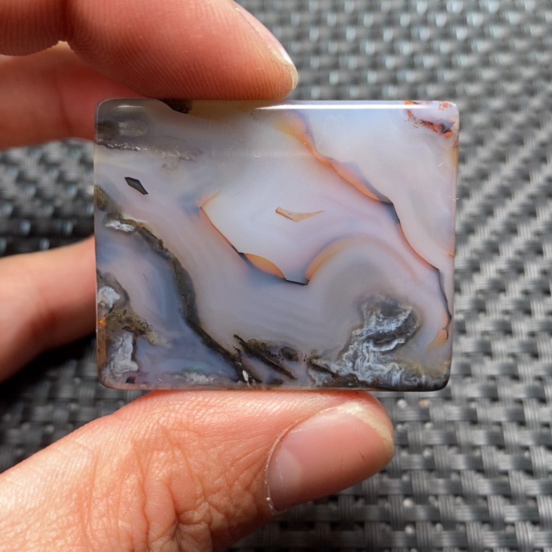 玛瑙/玉髓颈饰未镶嵌