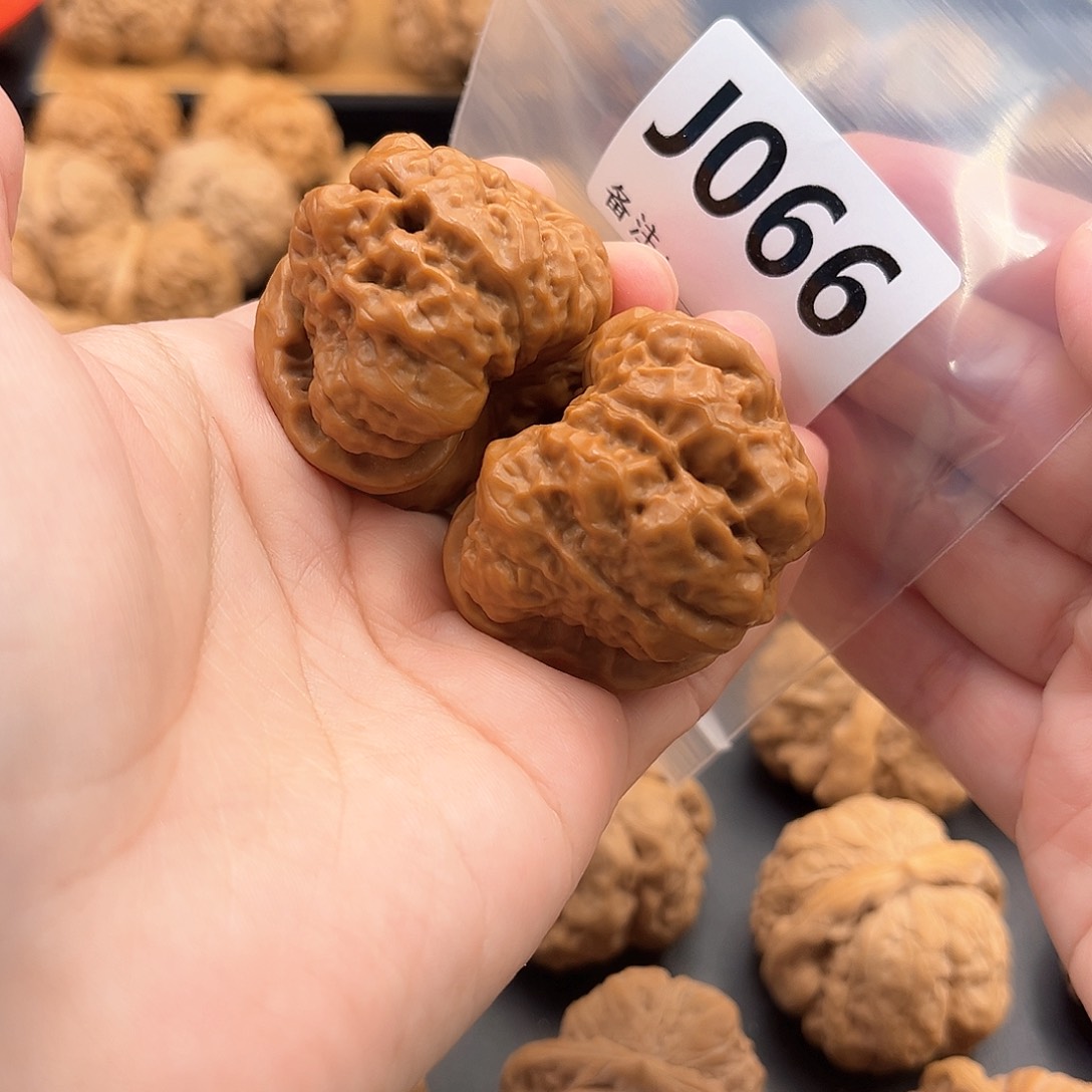 文玩核桃把件蛙蛙精品42肚42