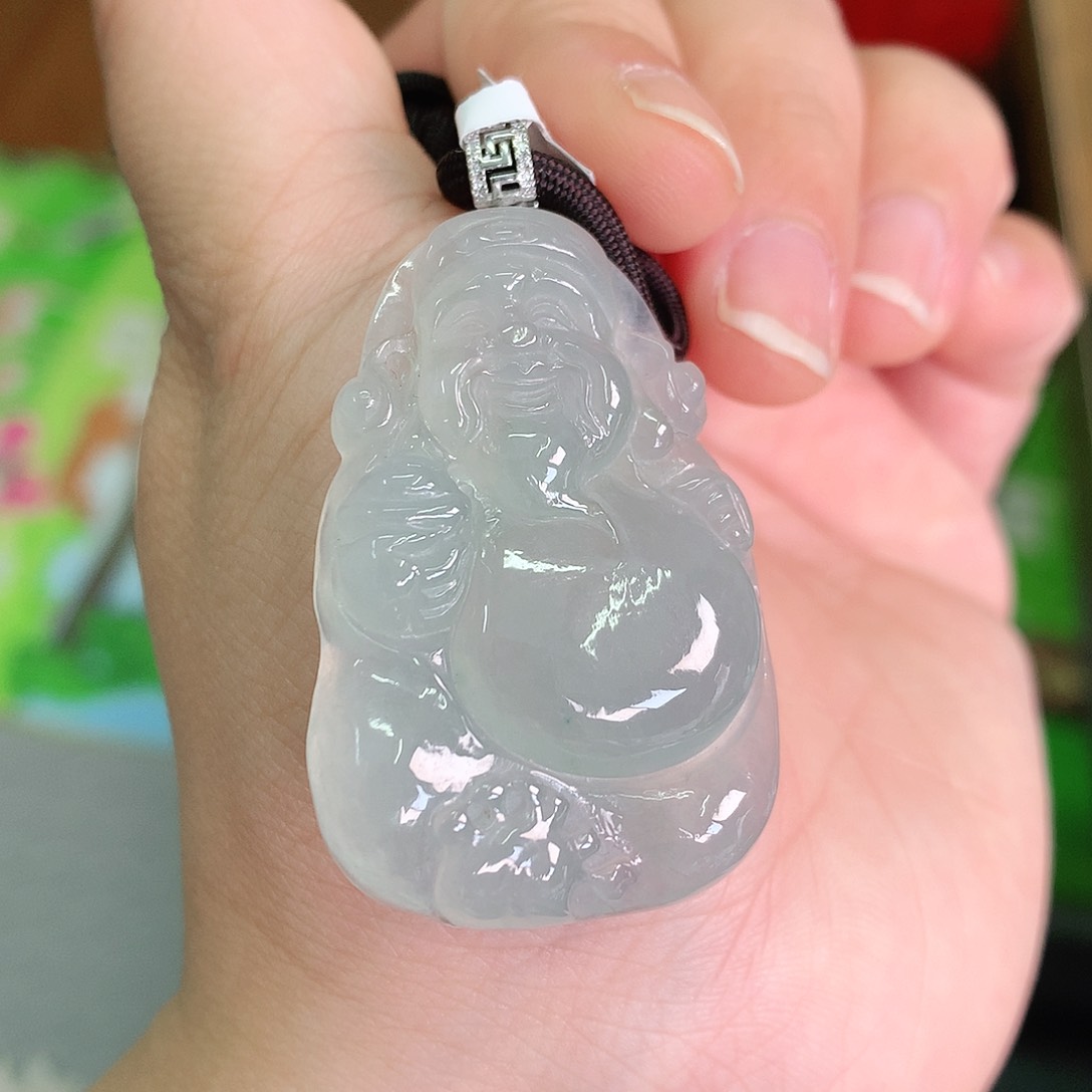 翡翠颈饰18K金镶嵌冰胶晴财神爷