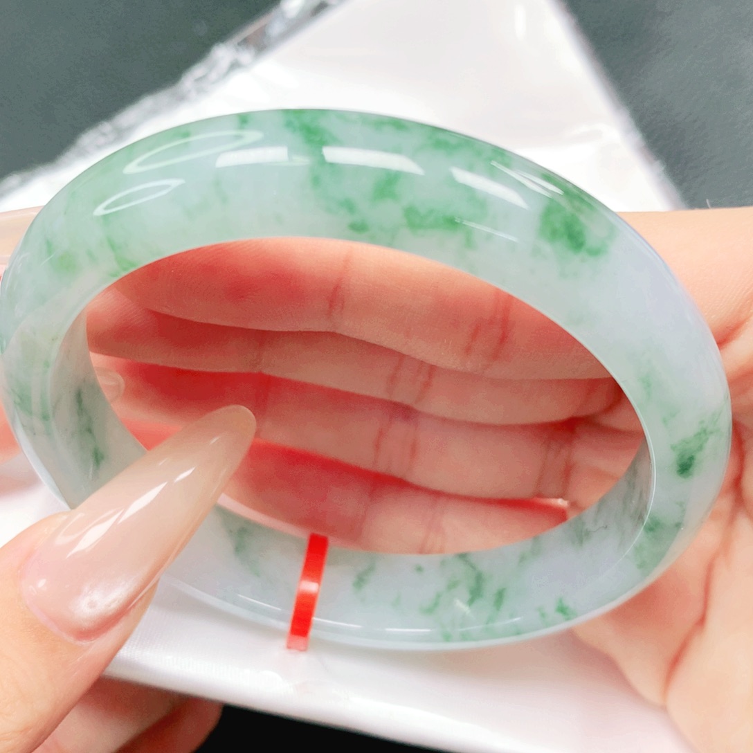 翡翠未镶嵌手镯60