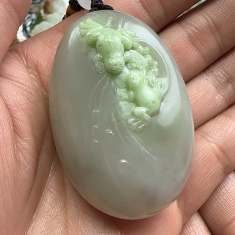 和田玉颈饰未镶嵌定制