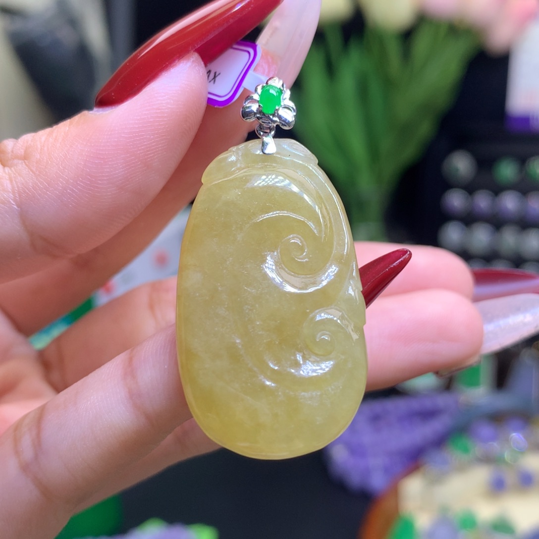 翡翠颈饰18K金镶嵌天然