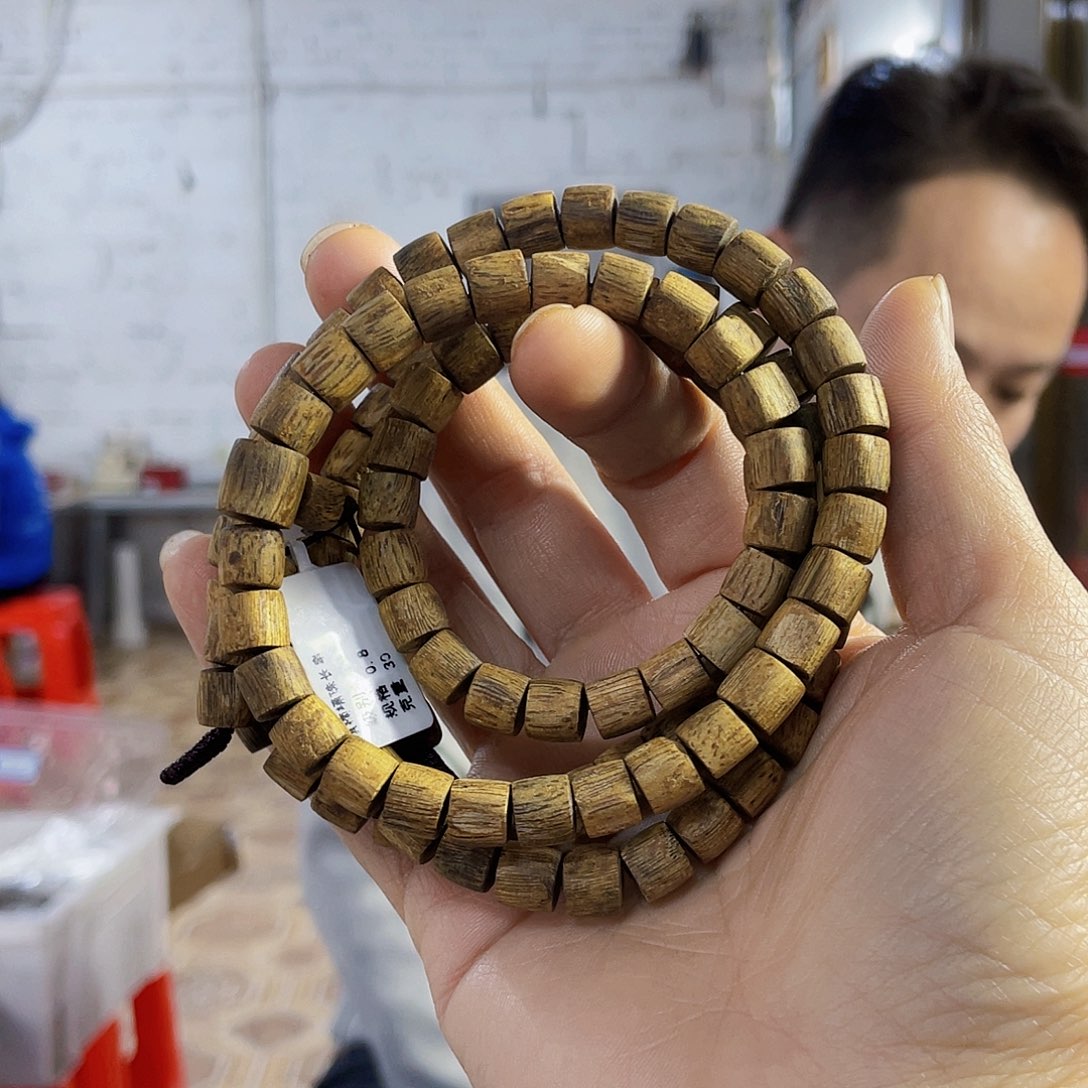 沉香手串棋楠乌身桶珠长串0.8/30克多样性发一