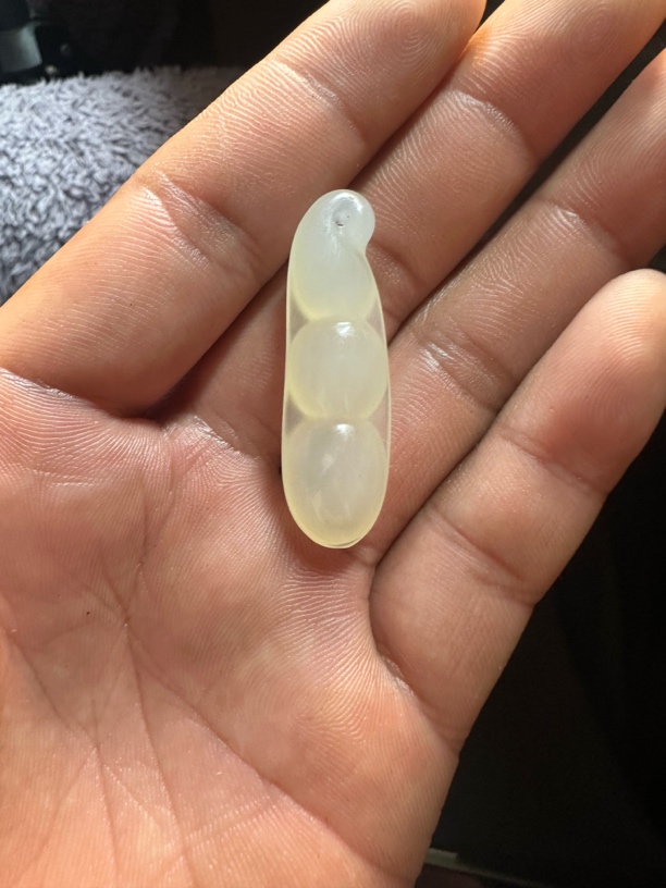 天然岫玉精美挂件