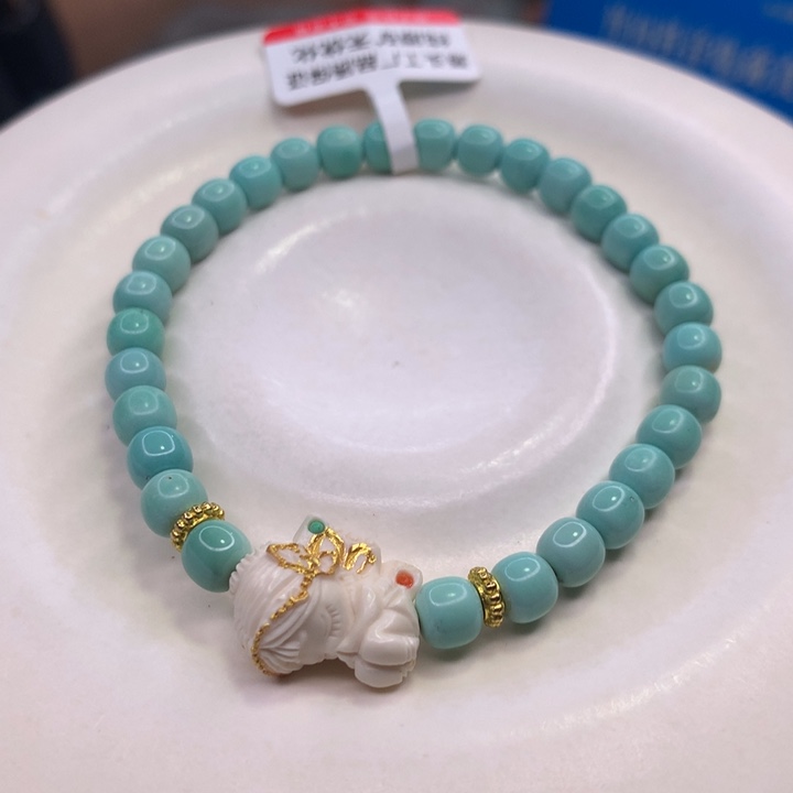 绿松石配饰未镶嵌