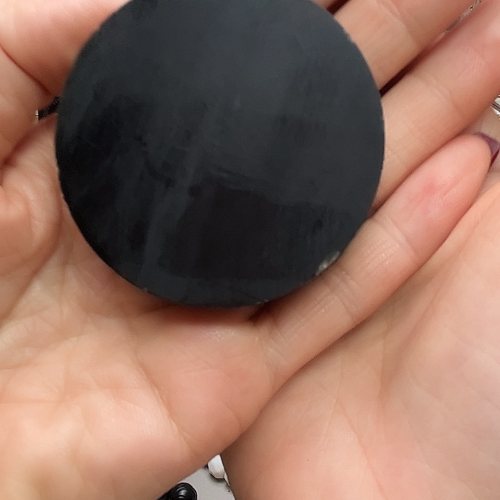 索***雅和田玉（墨玉）未镶嵌颈饰镯子料