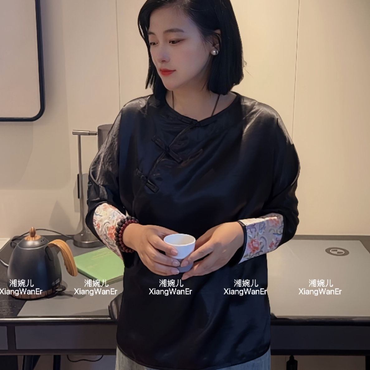 2025秋季新款好『 秋闺』新中式国风圆领精致百搭高级刺绣款打底女