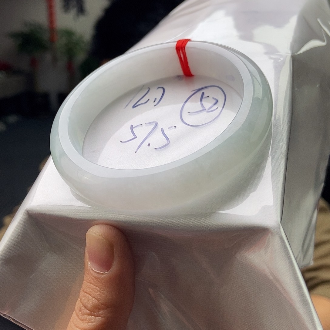 翡翠手镯未镶嵌拍一发一