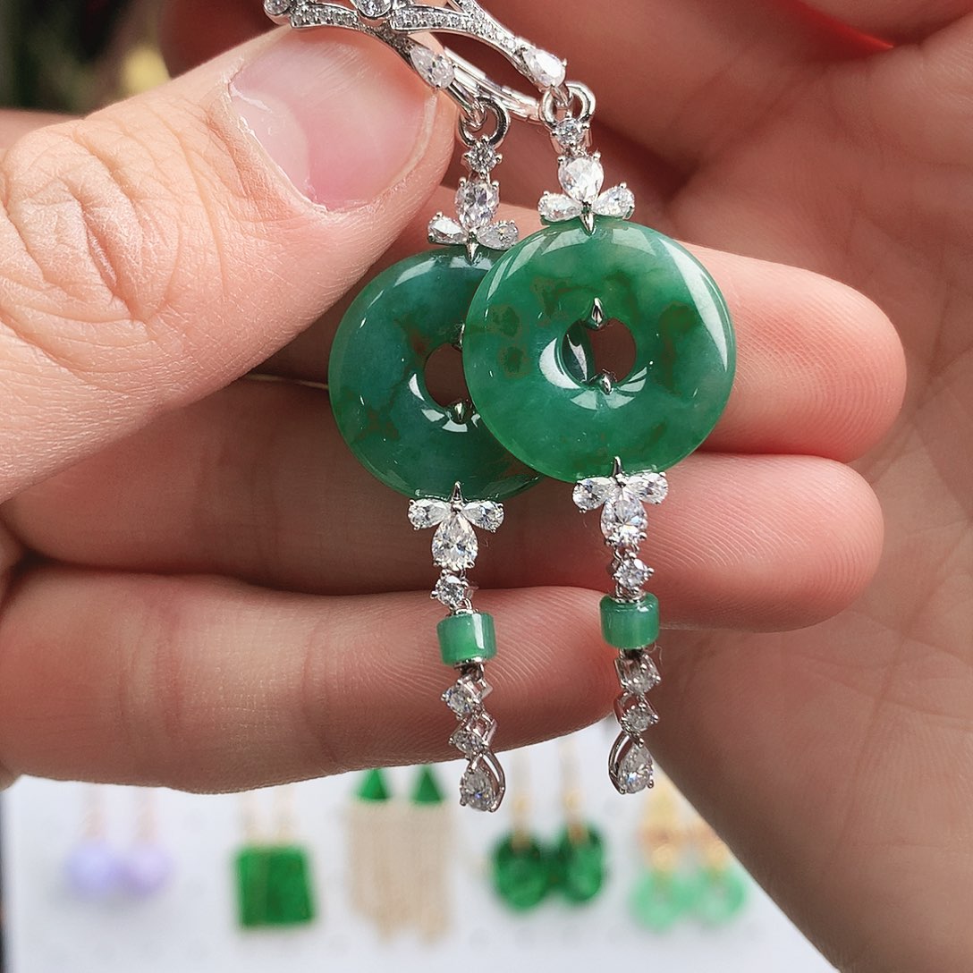 翡翠耳饰18K金镶嵌耳饰