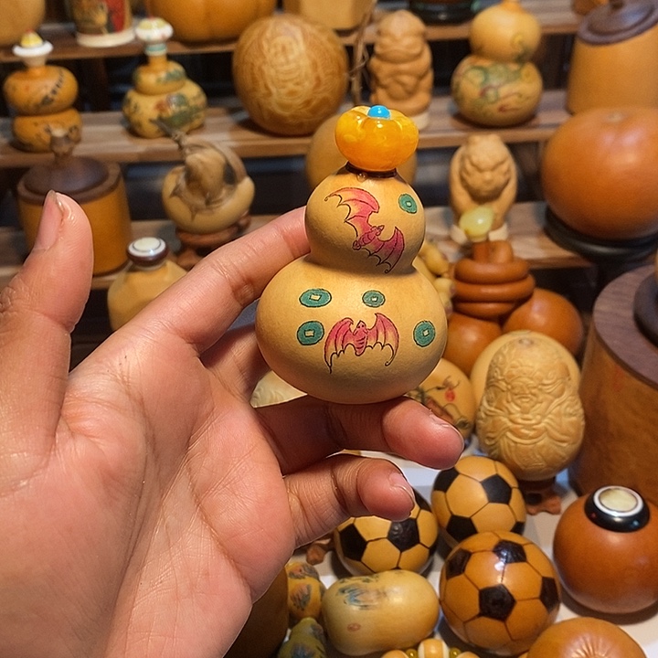 针刺蝙蝠葫芦莲花转转口
