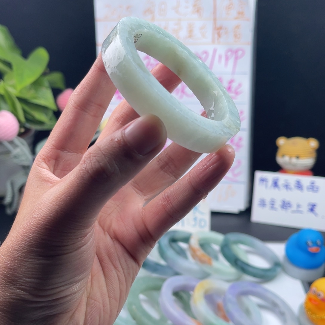 【闪购商品】定制翡翠手镯未镶嵌