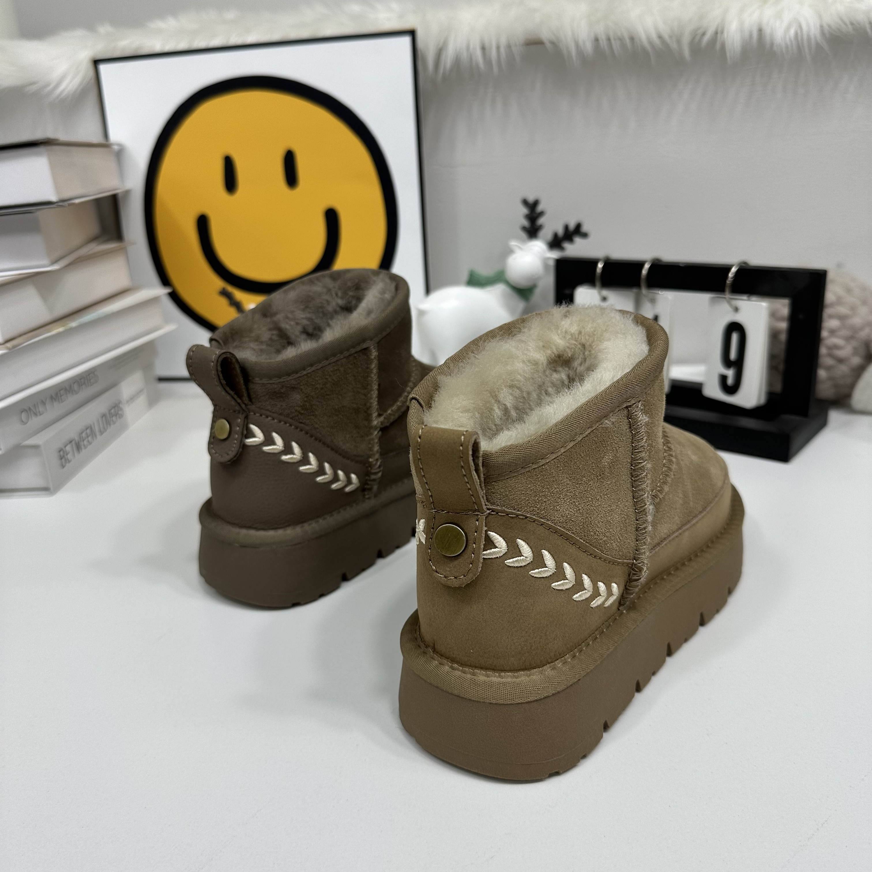 女士雪地靴（赠羊毛垫）真皮羊毛加厚保暖厚底防滑时尚休闲662569