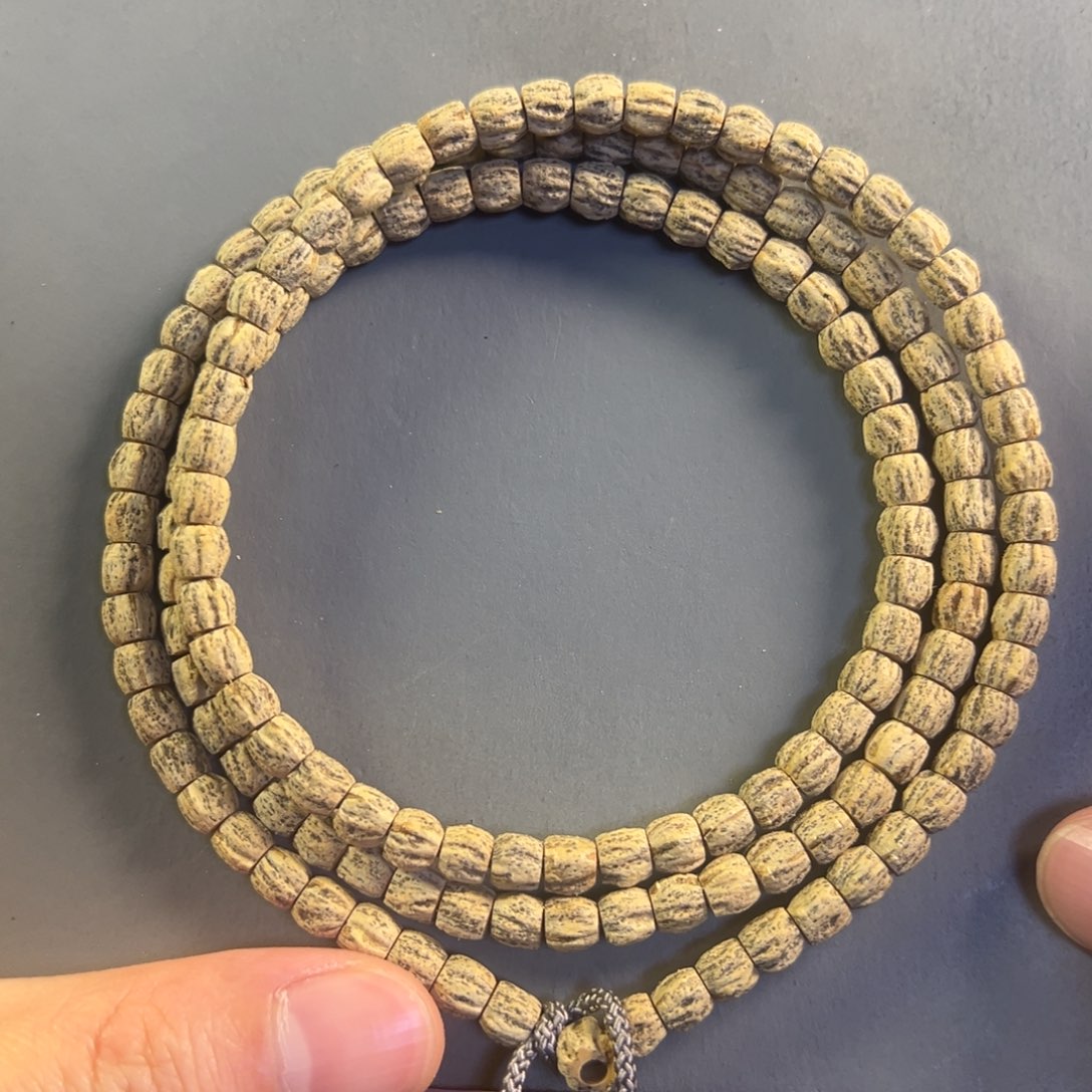 【闪购商品】柏香籽/百香籽吊坠热振方块顺6号