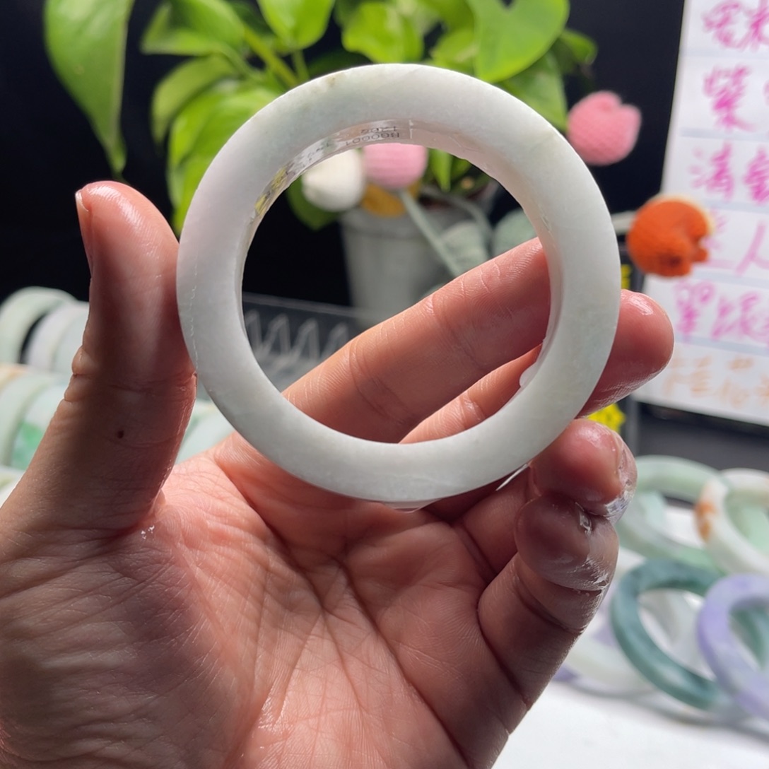 【闪购商品】定制翡翠手镯未镶嵌