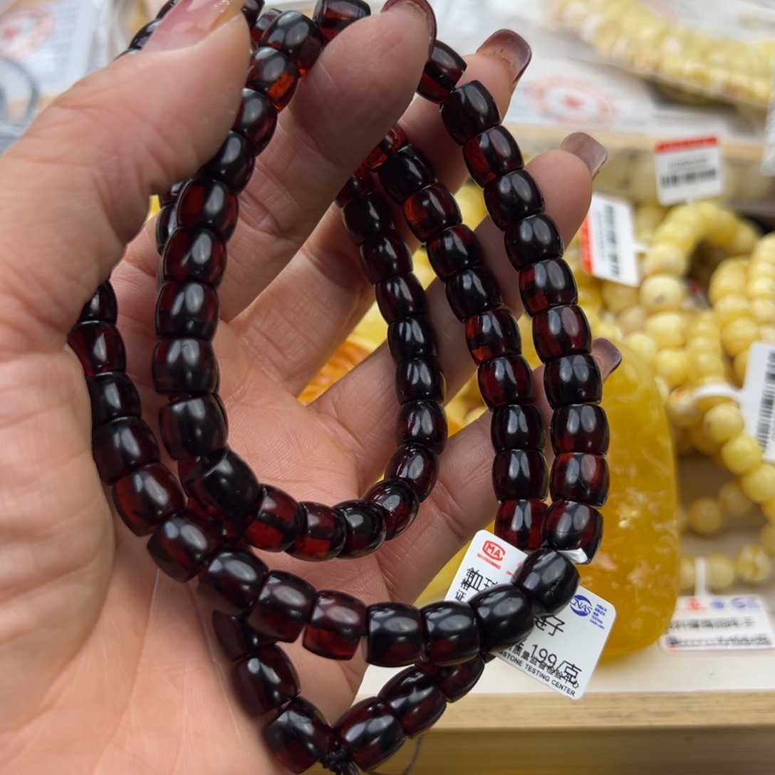 琥珀珠宝奇石未镶嵌