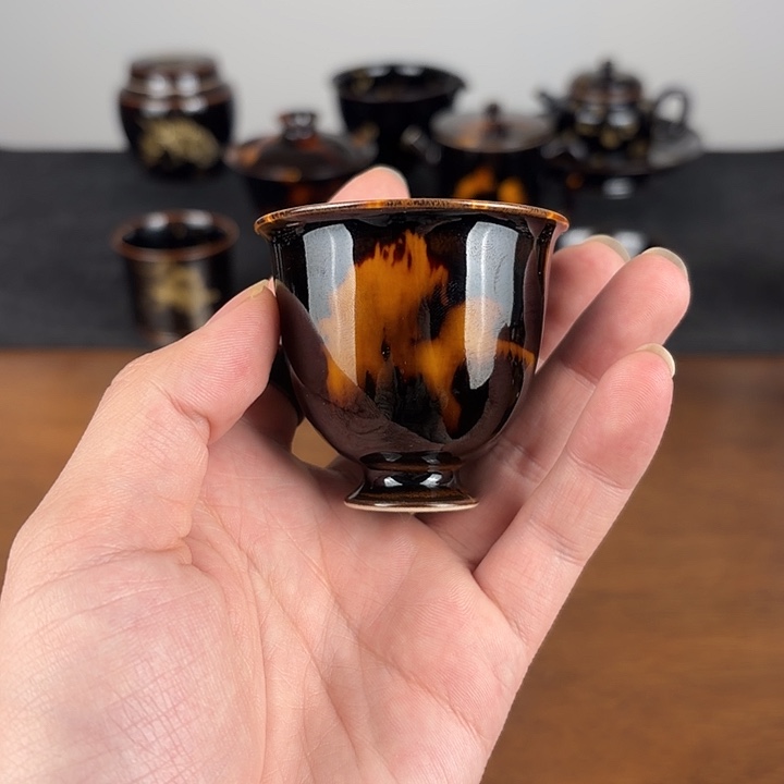 瓷玳瑁釉高足闻香杯