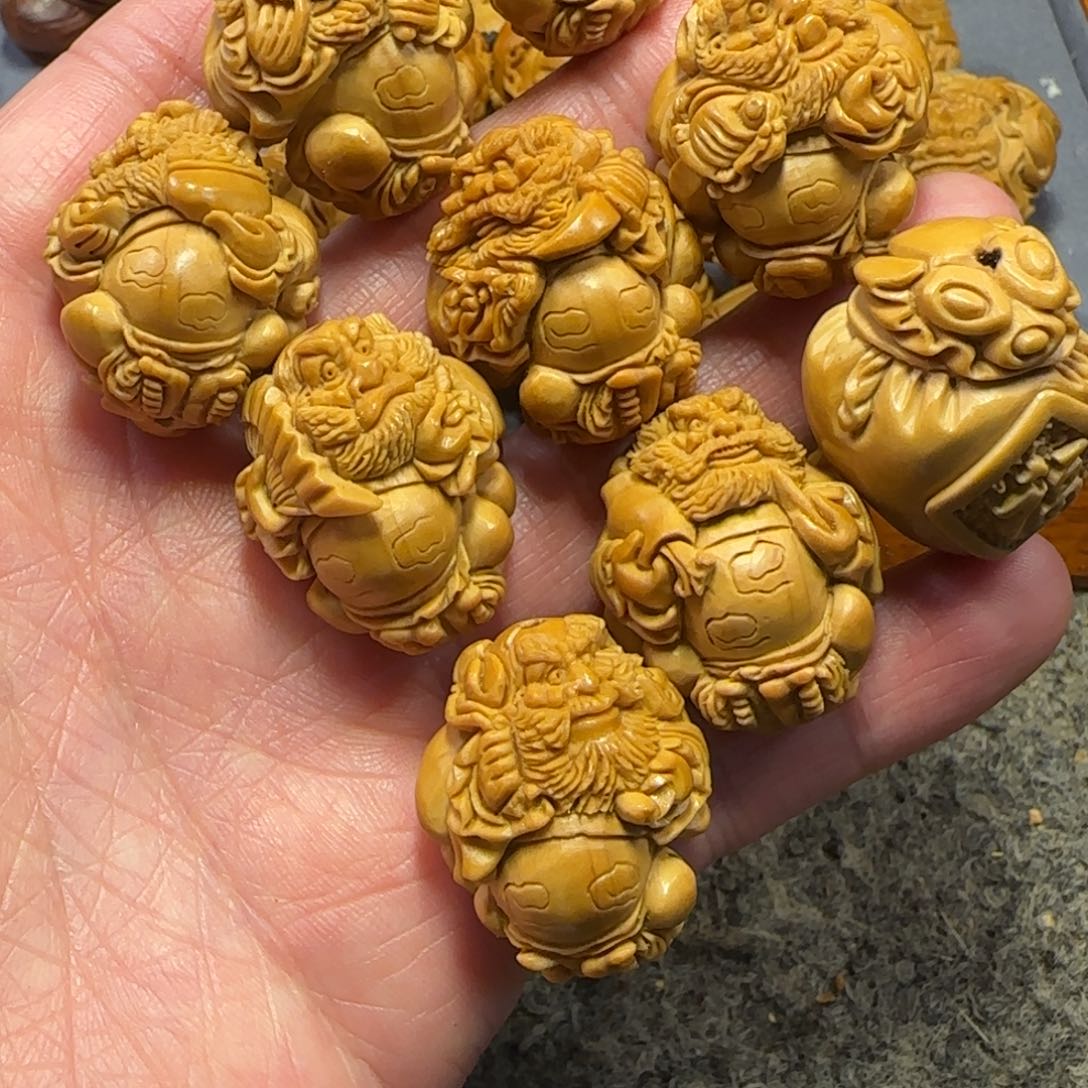 橄榄核吊坠……………………