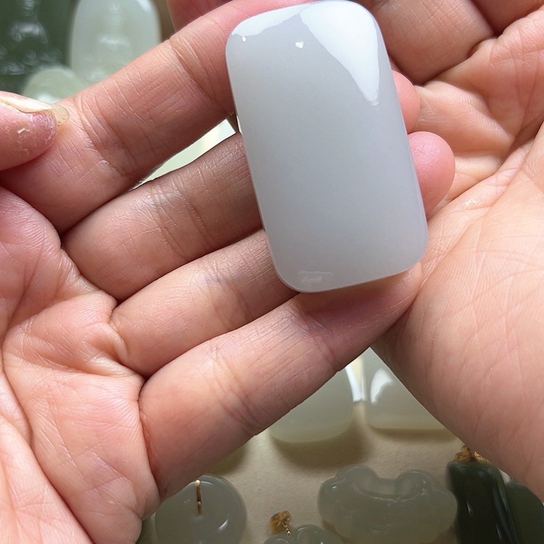 和田玉挂件未镶嵌