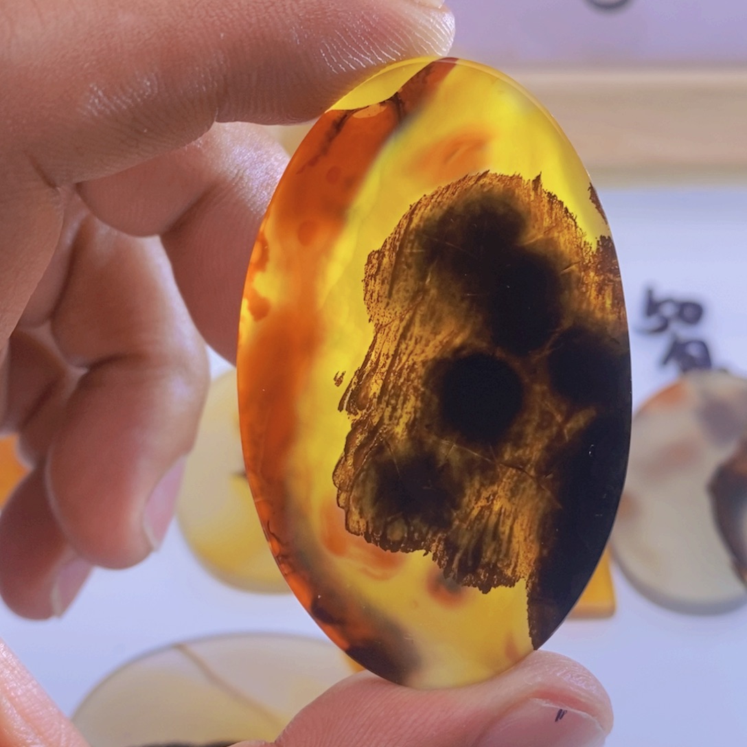 玛瑙/玉髓颈饰未镶嵌