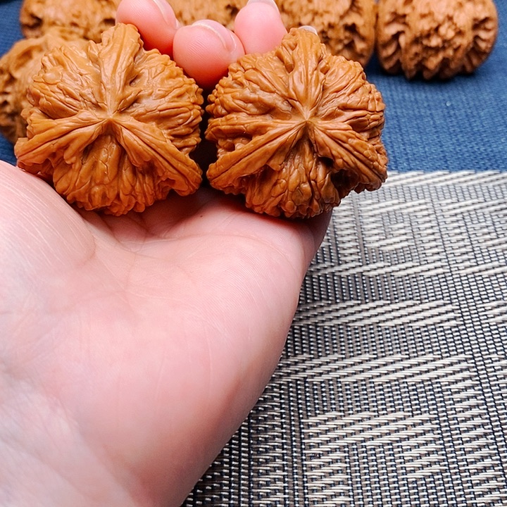 无***谓吊坠文玩核桃三棱