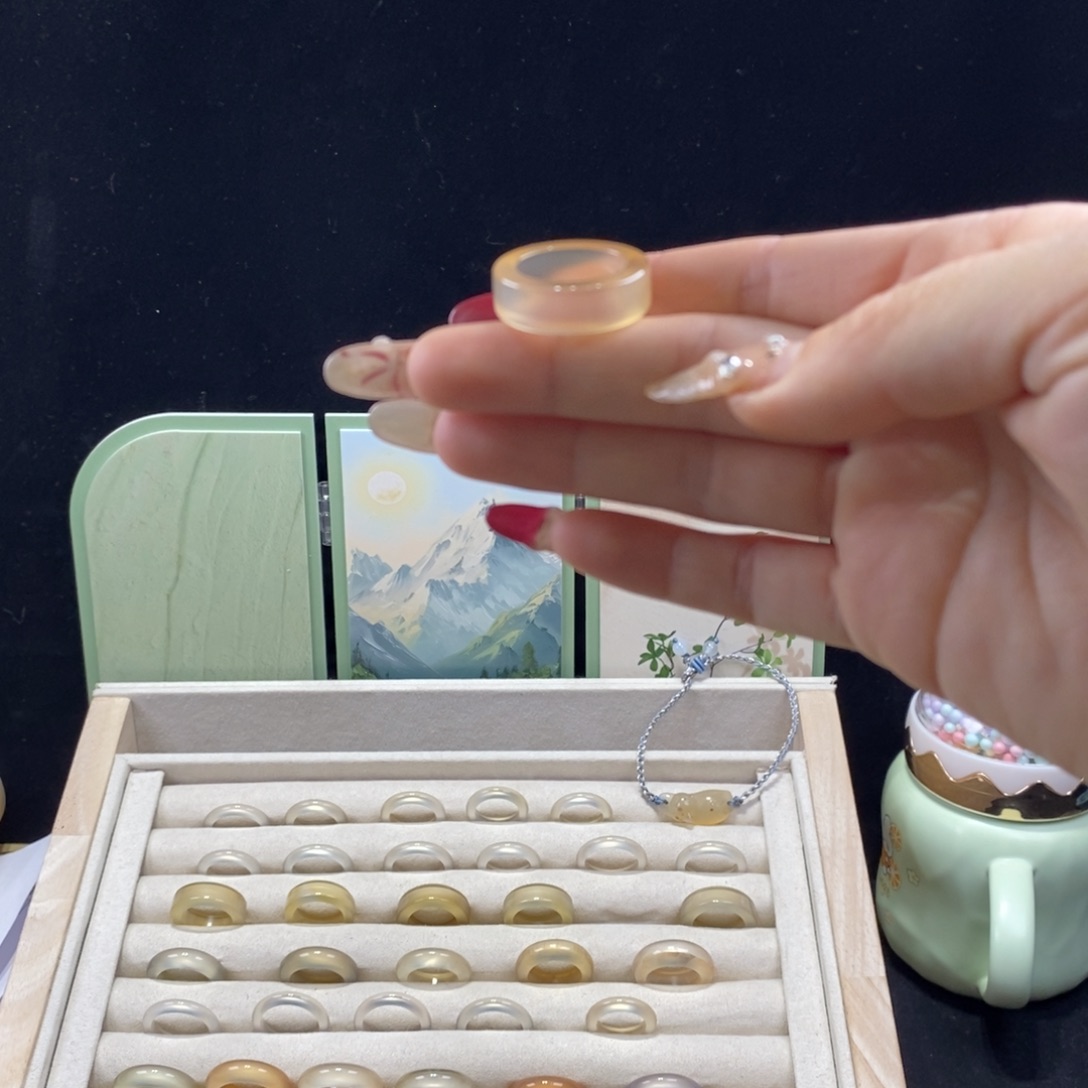 玛瑙/玉髓戒指未镶嵌