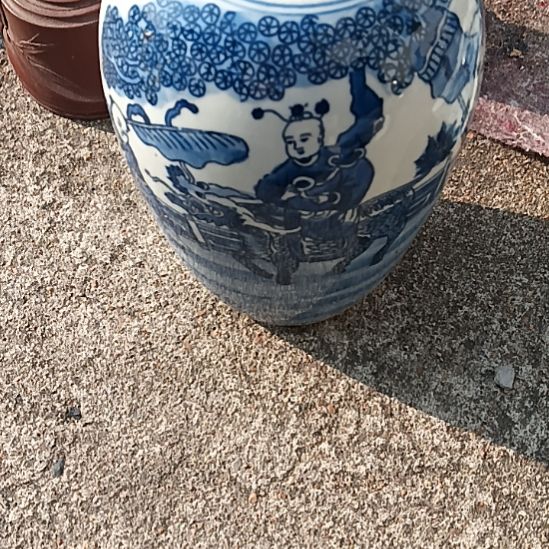 瓷片，，，，，，，，，，，，，，，，，，，