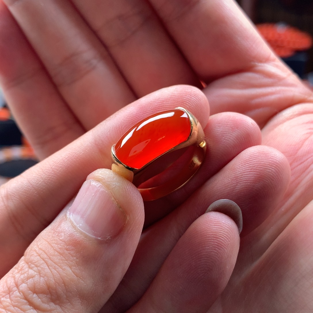 南红玛瑙戒指18K金镶嵌杭****湖
