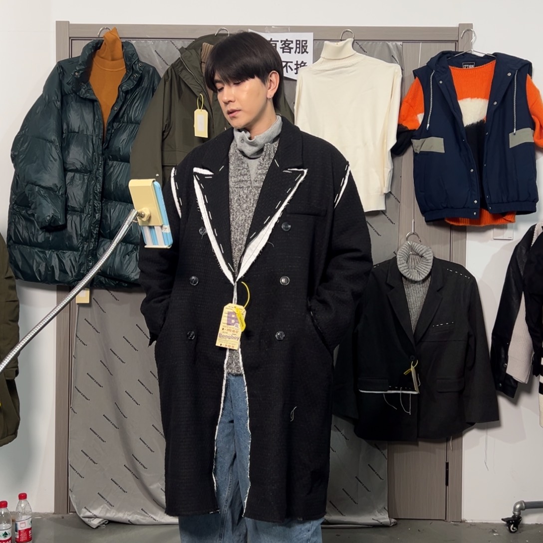 潮流时尚设计感大衣m码