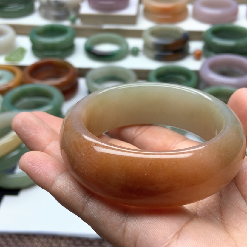 【闪购商品】石英质玉手镯未镶嵌快***子