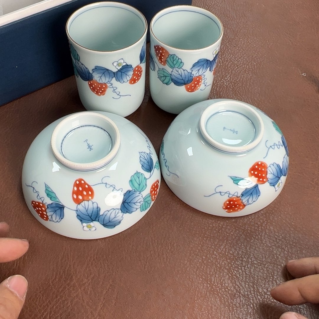 小***油瓷片瓷器瓷器瓷器瓷器