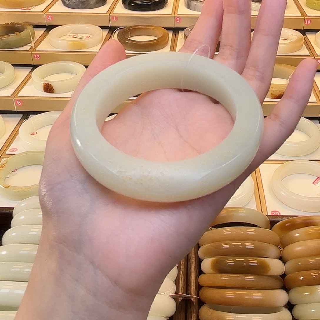 和田玉未镶嵌手镯16