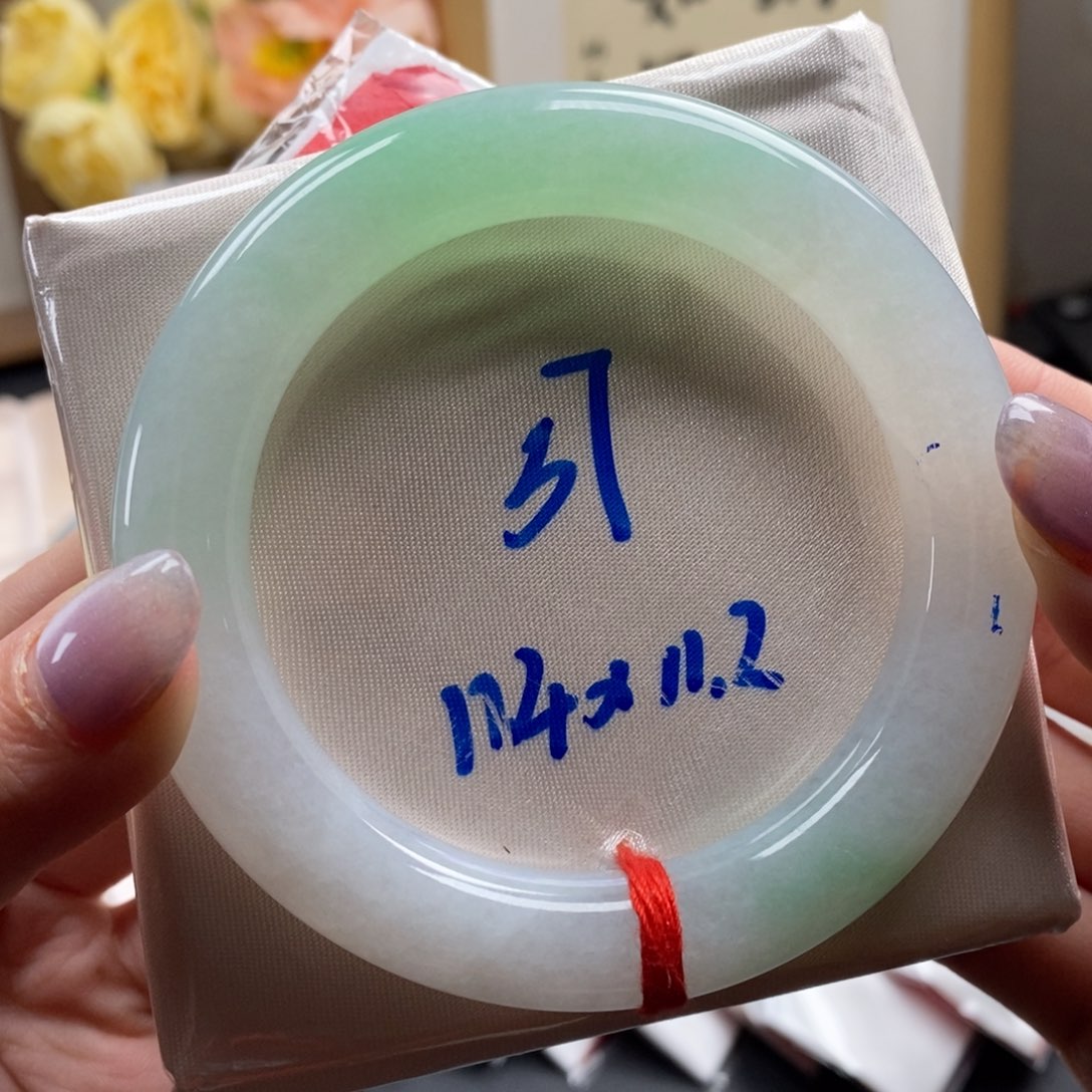 【闪购商品】翡翠手镯未镶嵌1号