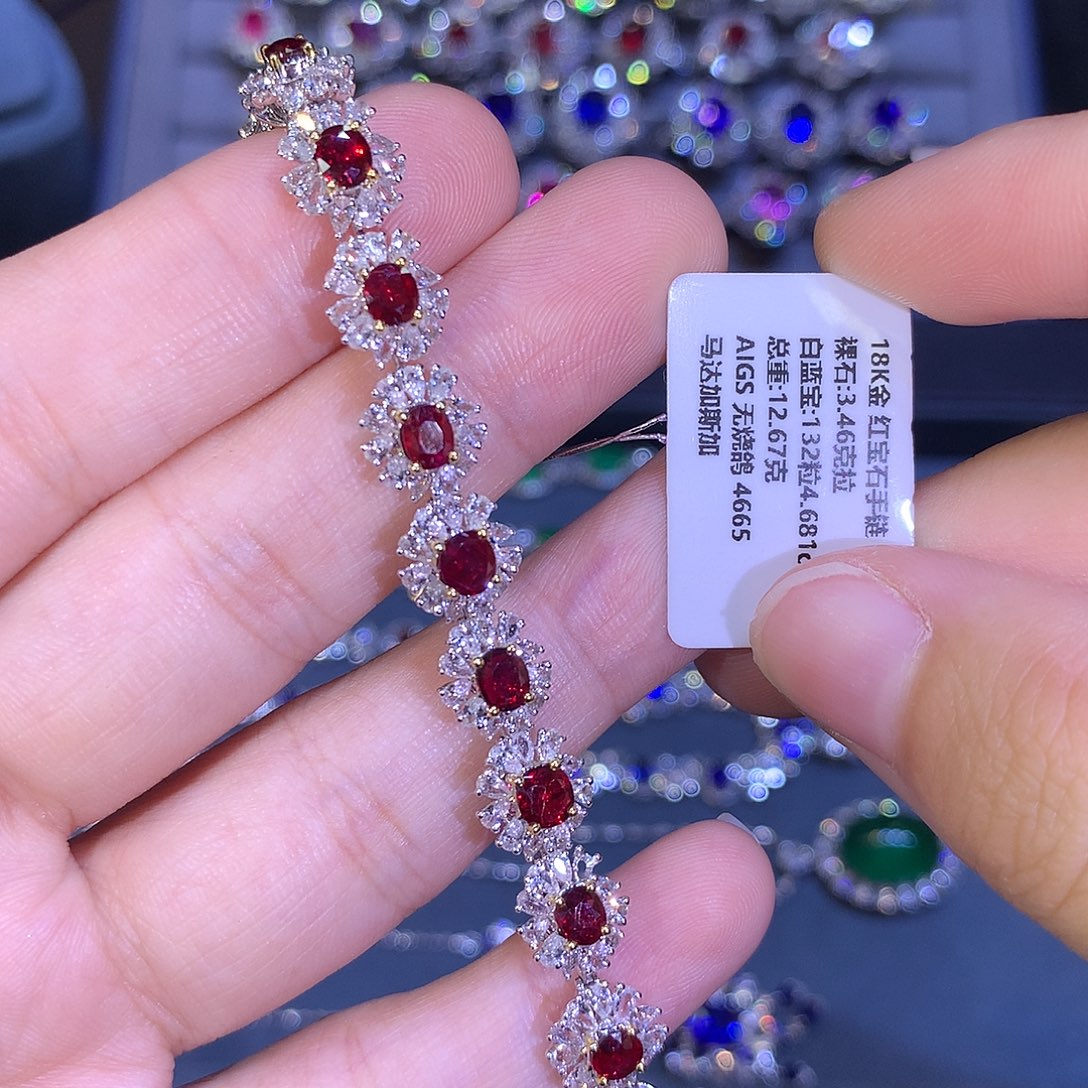 手链18K金镶嵌红宝石