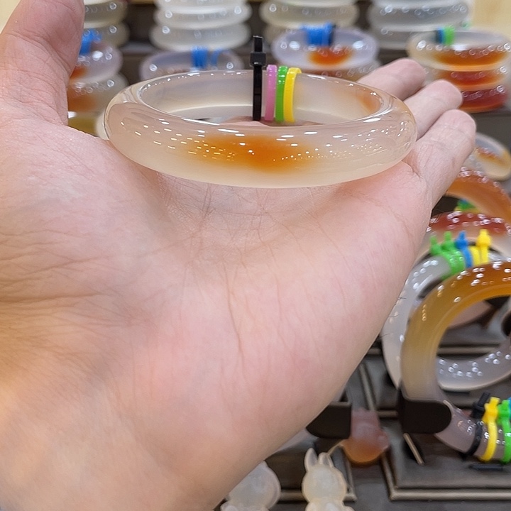 玛瑙/玉髓未镶嵌手镯30