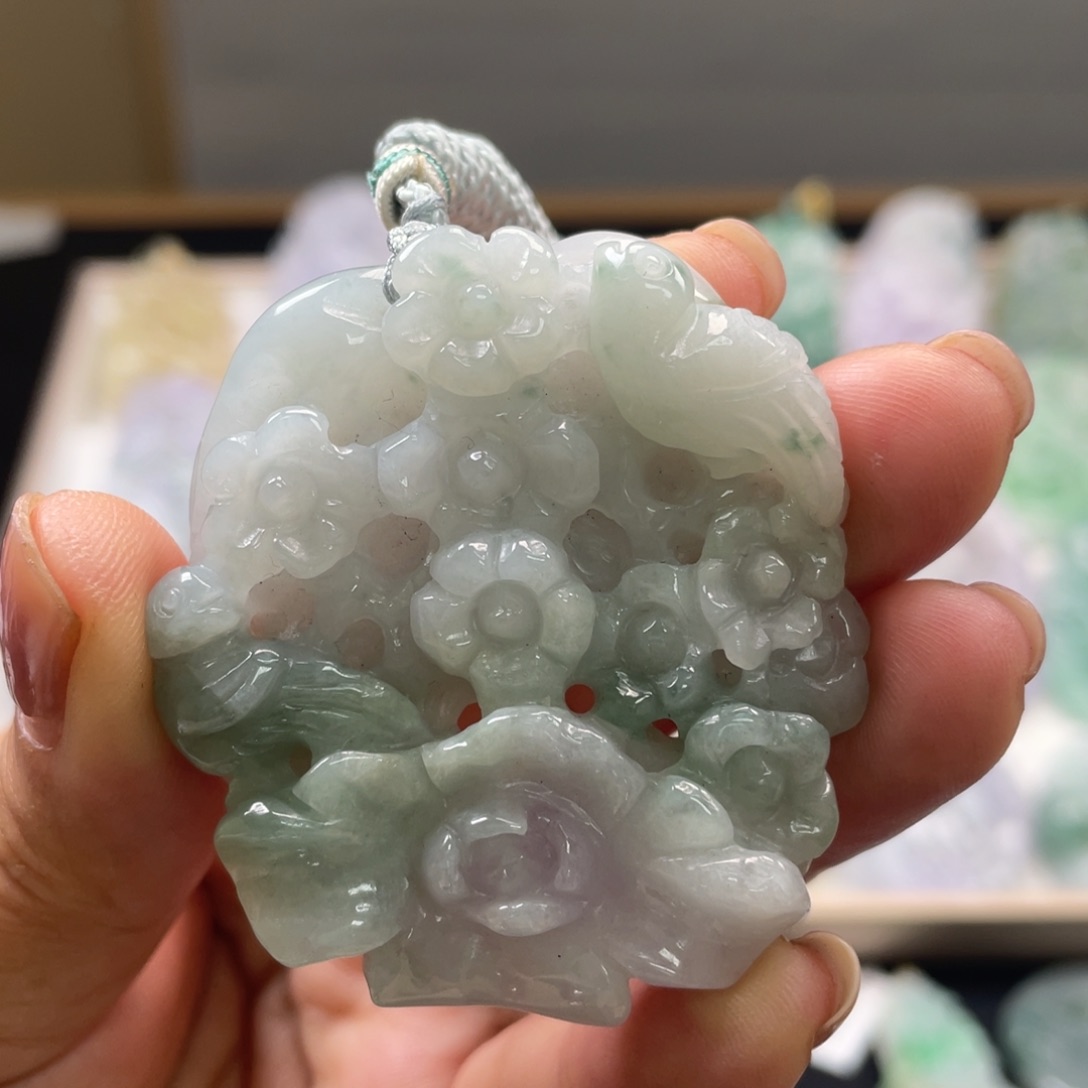 翡翠吊坠(不含链)未镶嵌