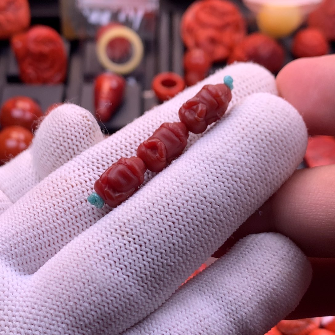 南红玛瑙未镶嵌精工雕刻牛血三不佛7+（点关注发三个