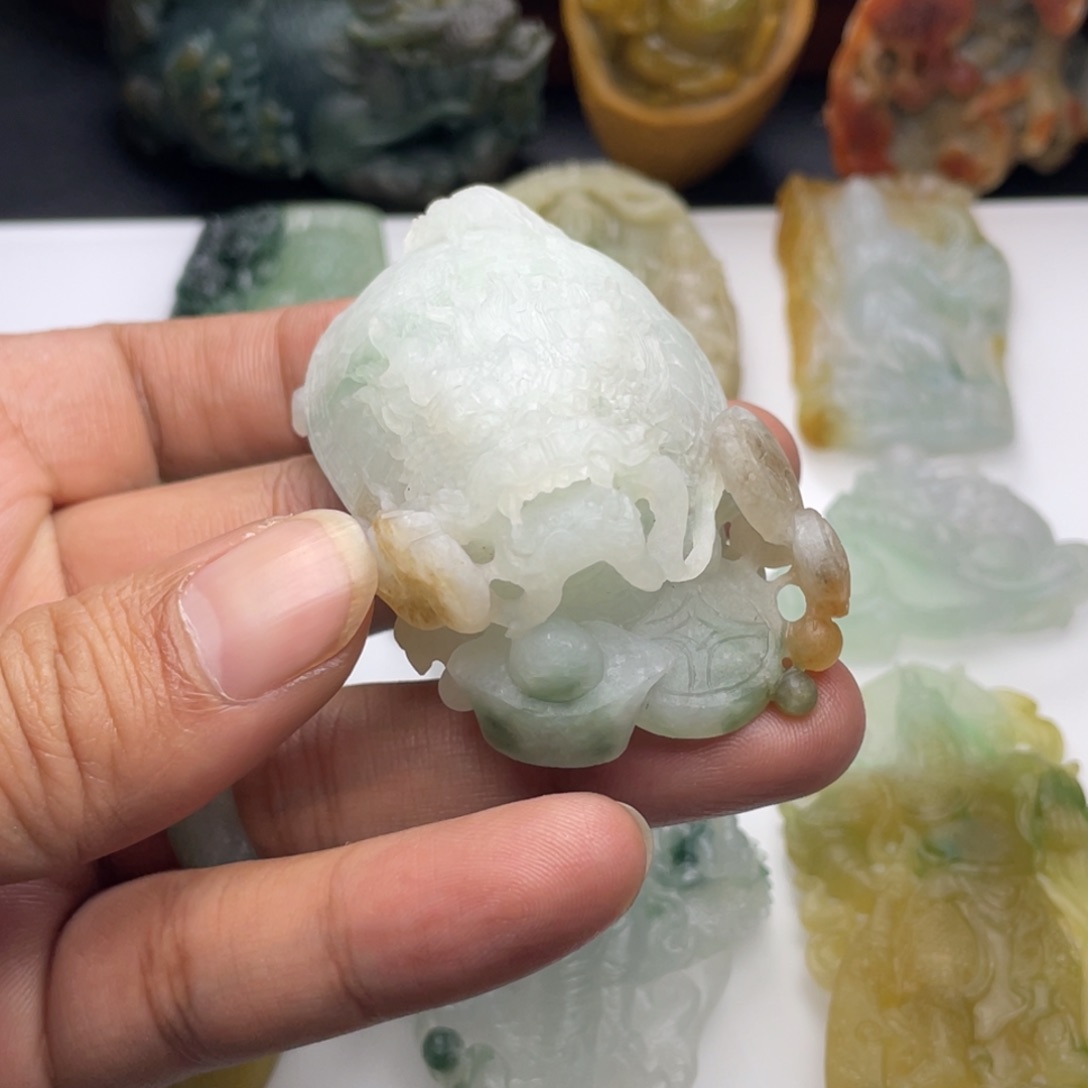 定制翡翠未镶嵌龙龟