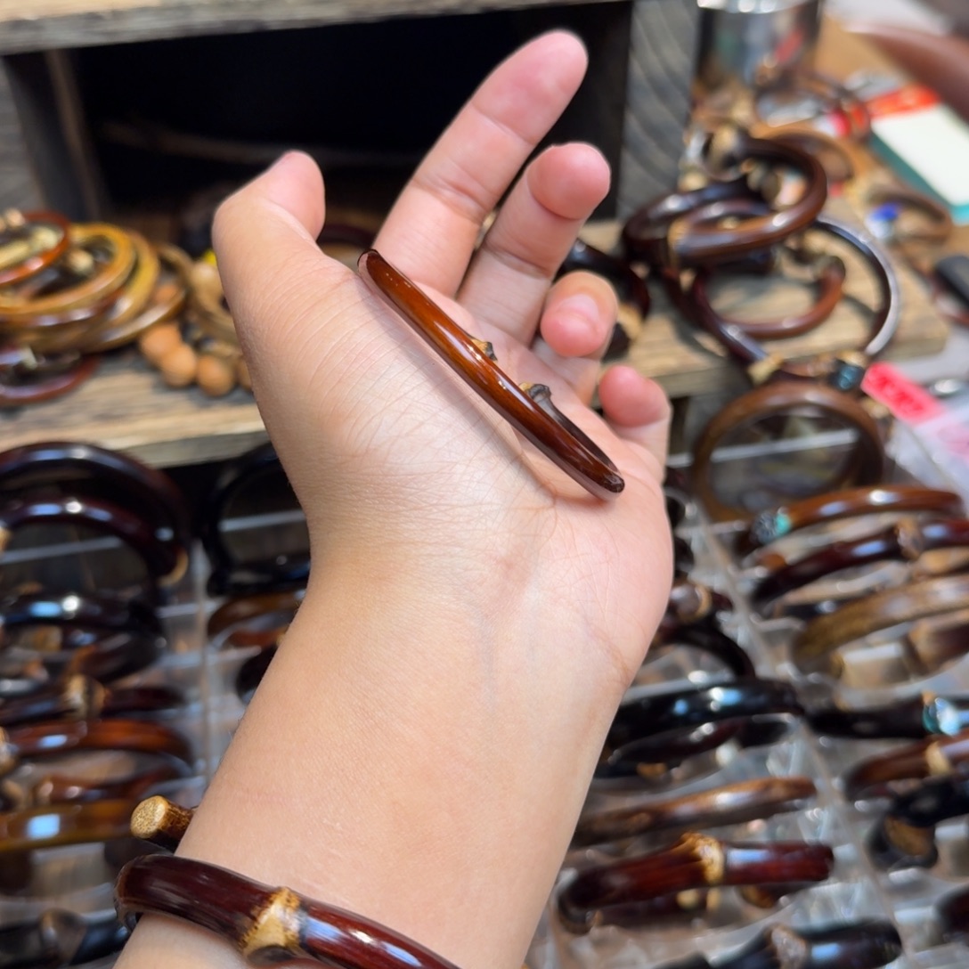 一薪一亿 鸡血藤漏价默认微瑕