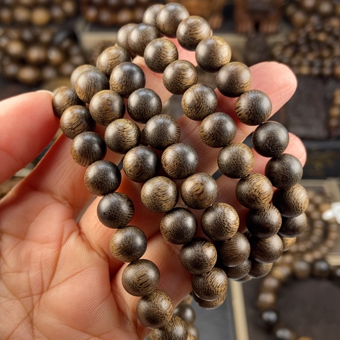 沉香手串日*越南芽庄白棋楠