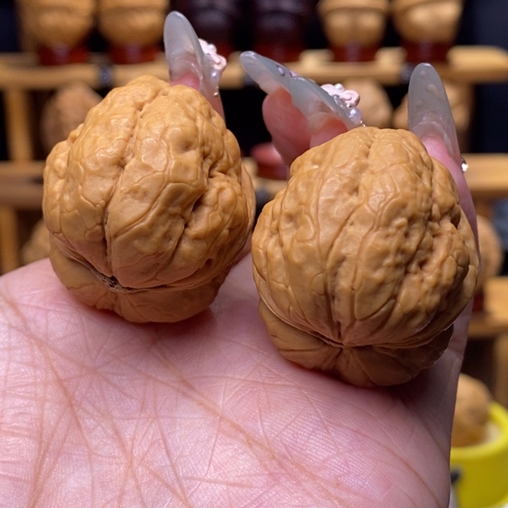 *****文玩核桃把件小玉蟾3号37尺